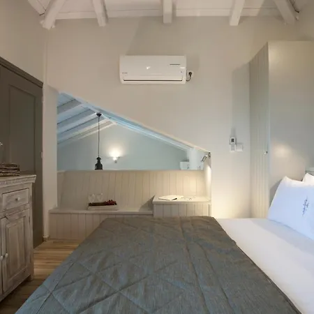 Villa Acquaterra Tsoukaladhes