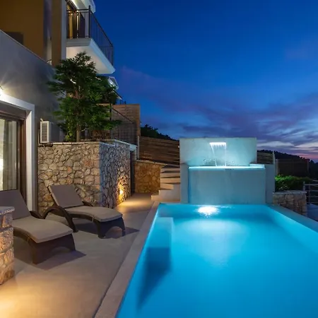 Acquaterra Tsoukaladhes