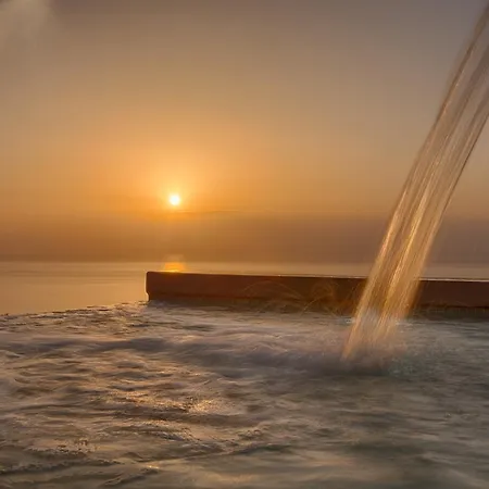 Acquaterra ヴィラ