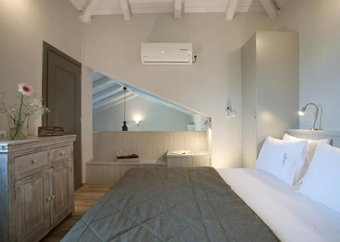 Villa Acquaterra Tsoukaladhes