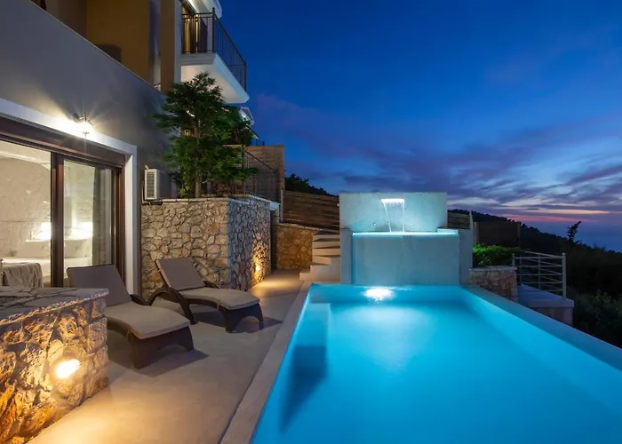 Acquaterra Tsoukaladhes